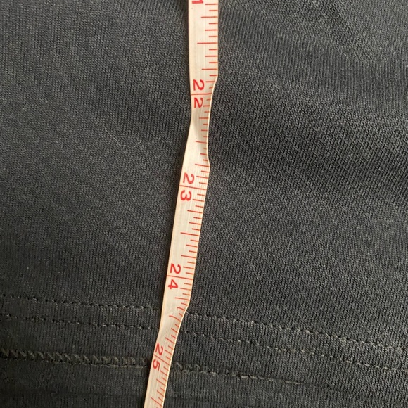 Saweetie X McDonald’s S-XL Short Sleeve Black Crew - Picture 6 of 6